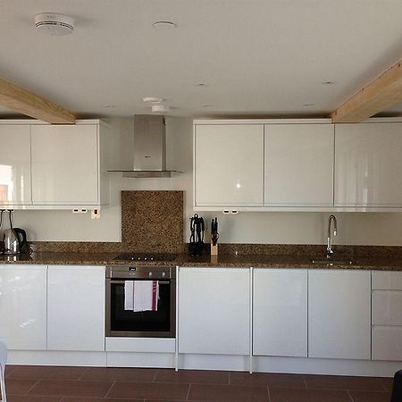 לונדון Max Serviced Apartments Commercial Road מראה חיצוני תמונה