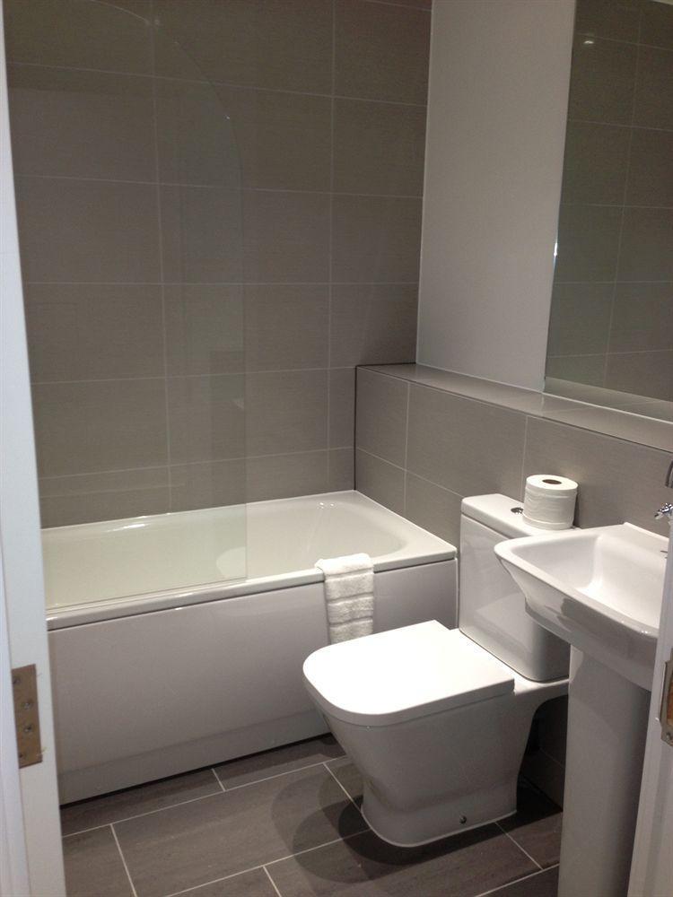 לונדון Max Serviced Apartments Commercial Road מראה חיצוני תמונה